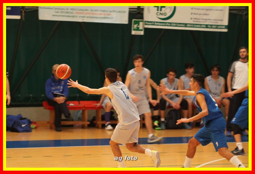 170407 basketU16 080_tn.jpg